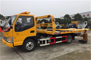 沂水哪里有拖车服务